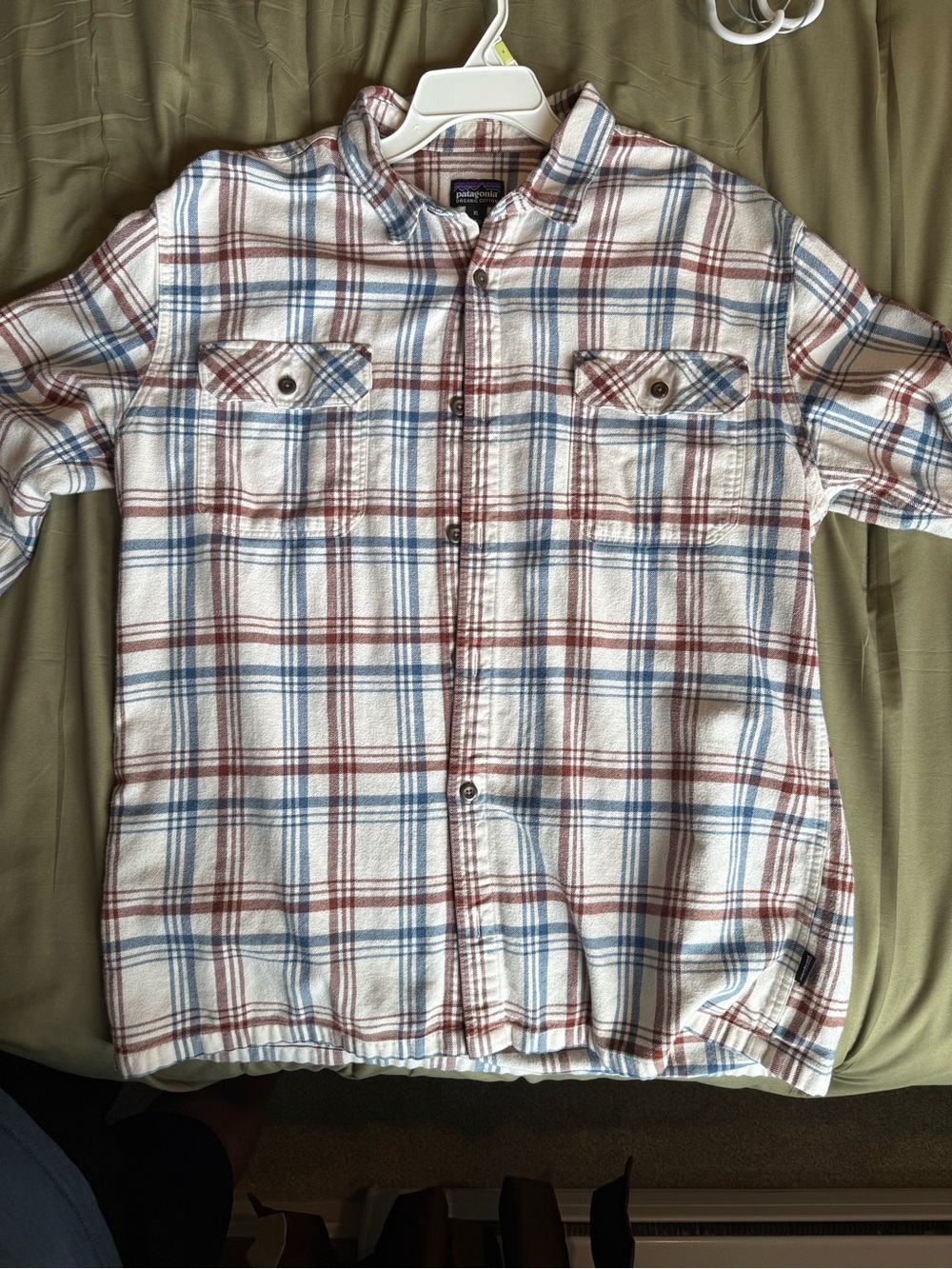 Patagonia Men's Fjord Flannel XL.  White Plaid Button-Up Shirt- Blue & Brown